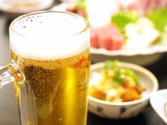 年末年始は食習慣が乱れがちに…お酒を飲む機会が増える方は必見です。